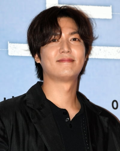 [TEN 포토] 이민호 '클로즈업 부르는 외모'
