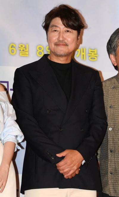 [TEN 포토] 송강호 '부드러운 칸의 남자'