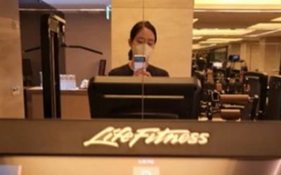 '쌍둥이딸맘' 성유리, 미모와 체력을 모두 생각할 때 "RUN RUN" [TEN★]