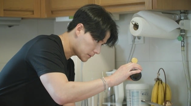 '최수종 조카' 조태관, 미모의 아내+두 아들 있어도…"3%씩 허술"('전참시')