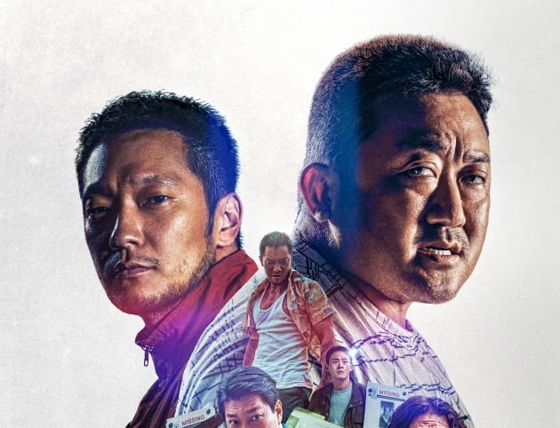 마동석X손석구 '범죄도시2', 개봉 18일째 800만…팬데믹 후 처음