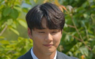 "우리 아빠 입양아"…윤시윤, 가족사 고백 ('현재는 아름다워')