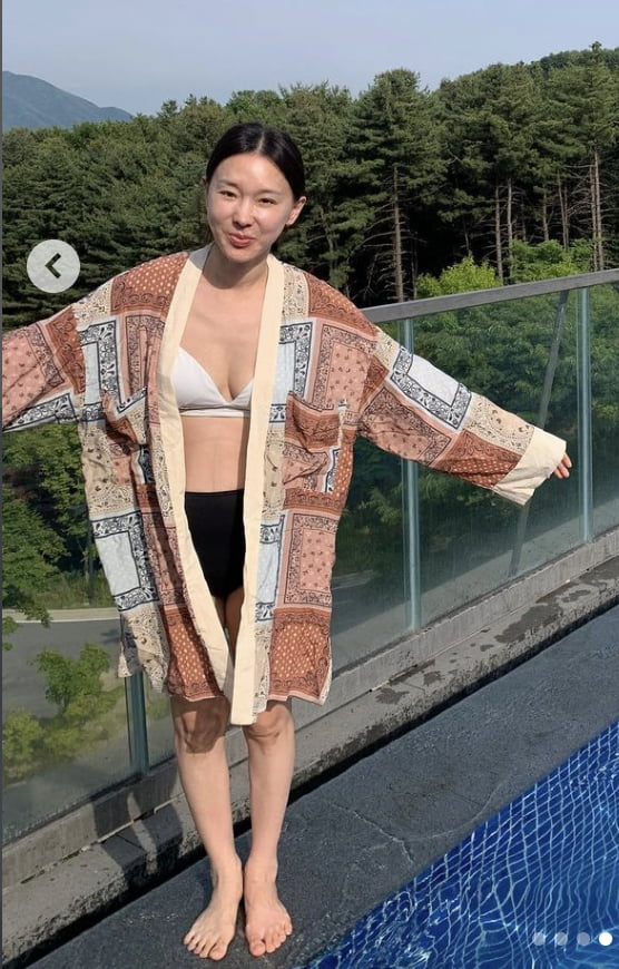 이지혜, '납작 배'에 복근까지…볼륨감만 그대로네 [TEN★]