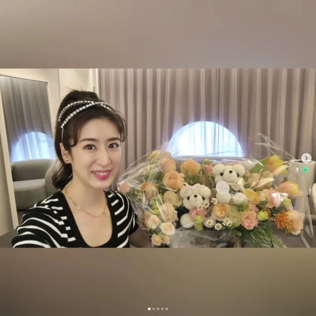 민혜연, ♥주진모와 결혼 3주년에 잔뜩 힘준 메이크업…압구정에서 칵테일로 자축 [TEN★]