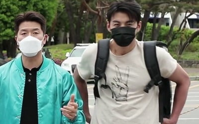 김병현, '솜사탕 치킨→닭 츄러스'…신메뉴 개발 돌입 ('당나귀귀')