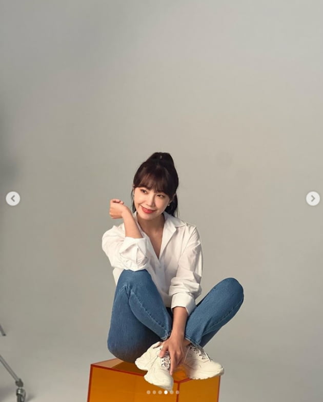 정은지, 흰 셔츠에 청바지를 입었을뿐...청순미 UP[TEN★]