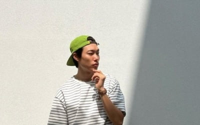 '혜리♥' 류준열, 장난기 가득 표정…완벽 캐주얼룩 [TEN★]