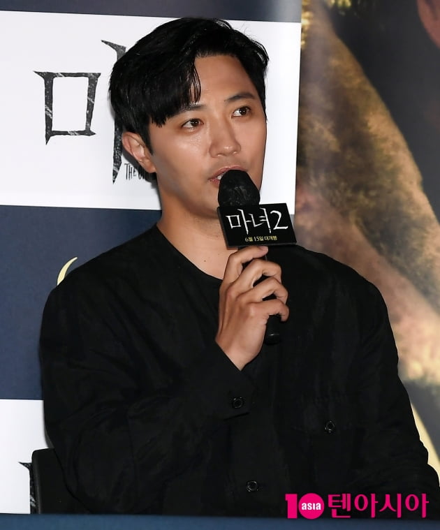 [TEN 포토] 진구 '카리스마 넘치네