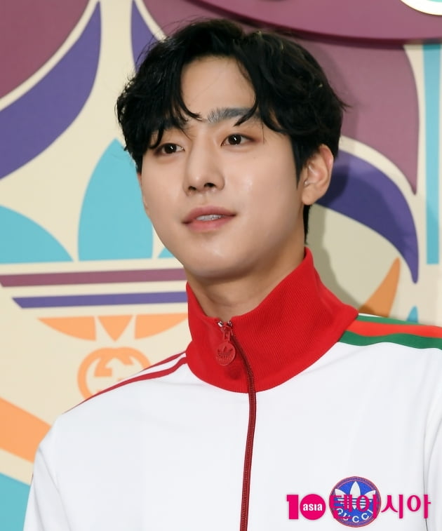 [TEN 포토] 안효섭 '훈내 진동하는 외모'