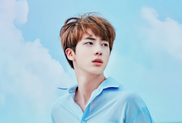 방탄소년단 진, ‘男 아이돌 중 진정한 비주얼 센터 1위’