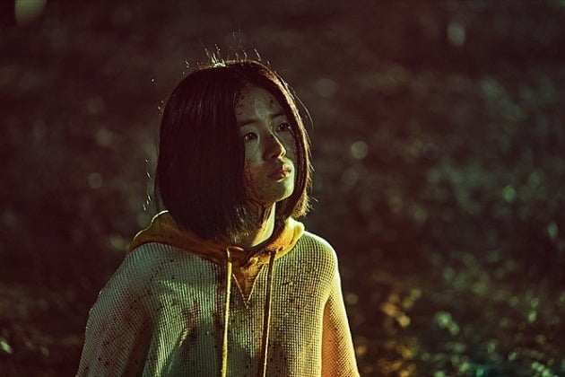 '마녀2' 신시아, 눈빛 하나로 홀리게 만든 얼굴 ②