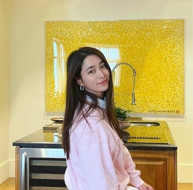 '이병헌♥' 이민정, 핑크빛 미소..."Good night!!"[TEN★]