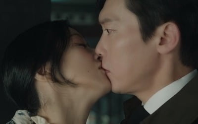 [종합] 서예지, 자해 후 박병은에 기습 키스 "갖고 싶잖아"…남편 '충격 정체' ('이브')
