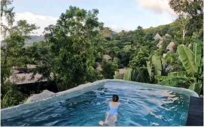 유재석♥나경은, 신혼여행지 어디길래…바위 속 수영장→풀빌라 '감탄' ('다시갈지도')