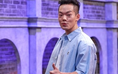 이정현 "1년간 일본 유학 다녀와, 음모론 관심 많다" ('세계 다크투어')