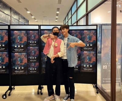 세븐, 내 동생 지드래곤과 함께...시선 사로잡는 핑크[TEN★]