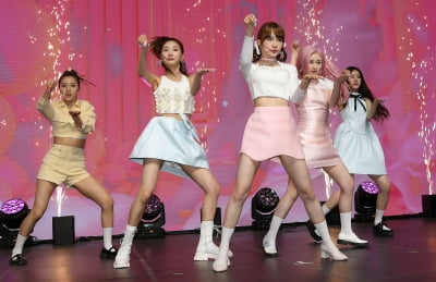 [TEN 포토] 우아! '타이틀곡 '단거(Danger)'로 컴백'