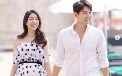 '이필모♥' 서수연, 5성급호텔에서 찍은 만삭화보…꿀 떨어지는 '네 식구' [TEN★]