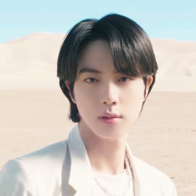 방탄소년단 진, 소문난 아미 사랑꾼..사전녹화 중 전한 진심