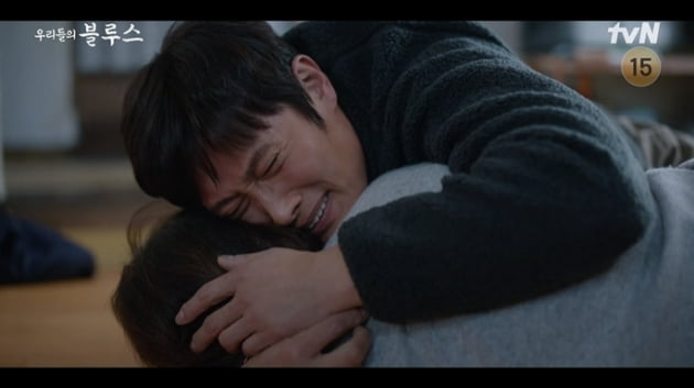 [종합] 이병헌, '암 말기' 김혜자 죽음에 오열 "화해하고 싶었다"('우리들의 블루스')