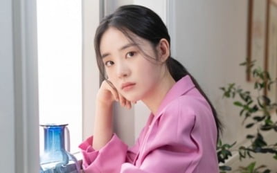 '마녀2' 신시아 "빵먹다가 캐스팅…감독님 전화받고 얼떨떨"[인터뷰①]