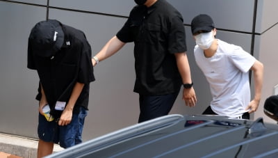[TEN 포토] 방탄소년단 RM-지민 '월드스타의 폴더인사'