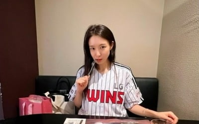 신소율, 야구 '찐 팬' 모먼트…"결코 식지는 않는 애정" [TEN★]