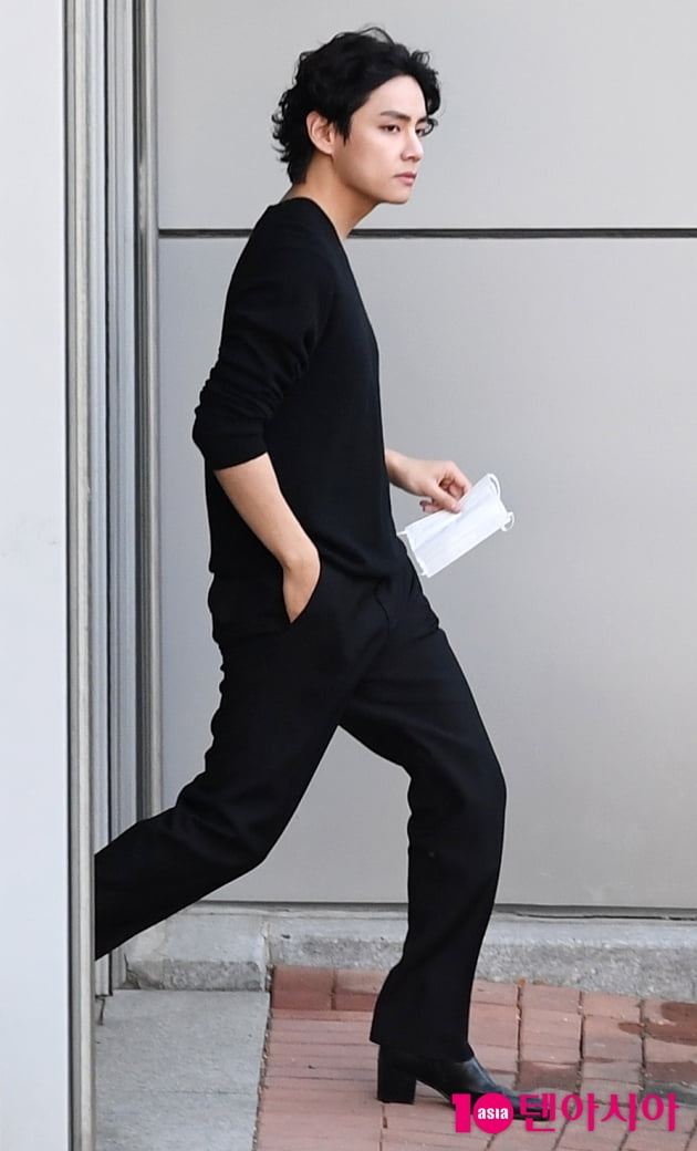 [TEN 포토] 방탄소년단 뷔 '영락없는 왕자님'