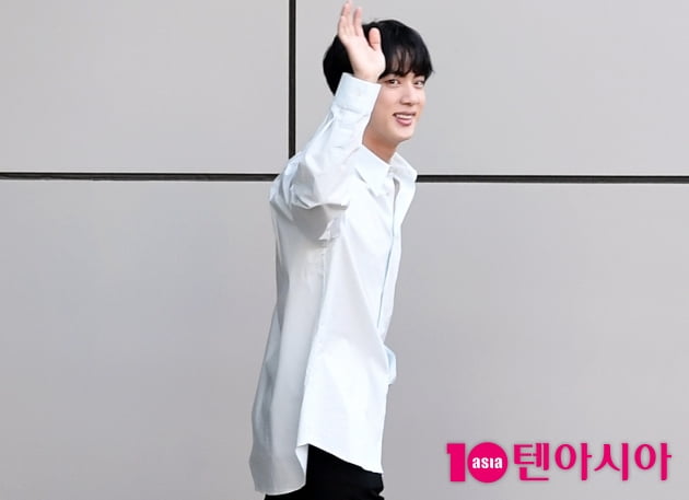 [TEN 포토] 방탄소년단 진 '여심 사로잡을 댄디남'