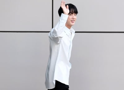 [TEN 포토] 방탄소년단 진 '여심 사로잡을 댄디남'