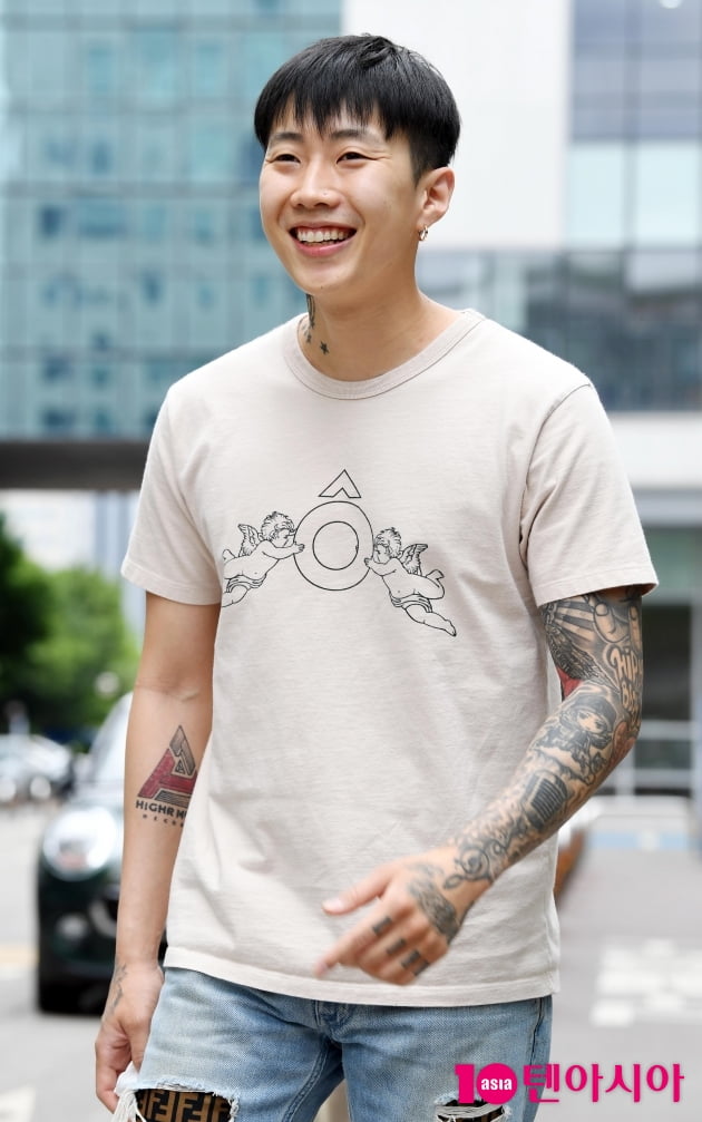 [TEN 포토] 박재범 '이것이 찐 웃음'
