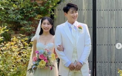 '♥이지훈과 두 번째 결혼' 아야네 "한국 400명 일본 30명"…호화로운 드레스[TEN★]