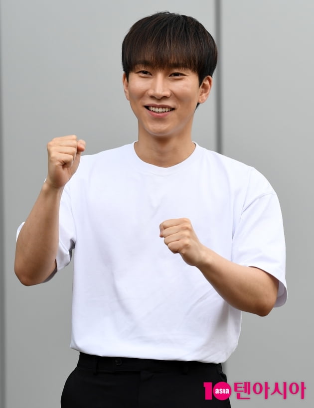 [TEN 포토] 비투비 서은광 '아자아자 파이팅!'