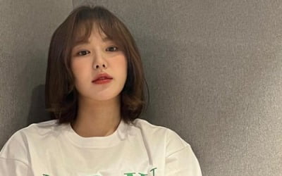 레드벨벳 웬디, 아이비리그 새내기 같네…조이와 최강 걸그룹 우정[TEN★]