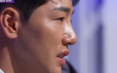 [종합] '한영♥' 박군 "연락 끊은 父, 돌아가셨다는 연락 받아" 눈물 ('DNA싱어')