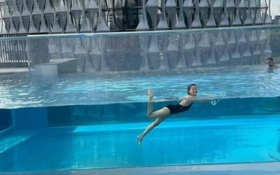 고아성, 수영복 입고 여유 일상…'인어공주' 자태 [TEN★]