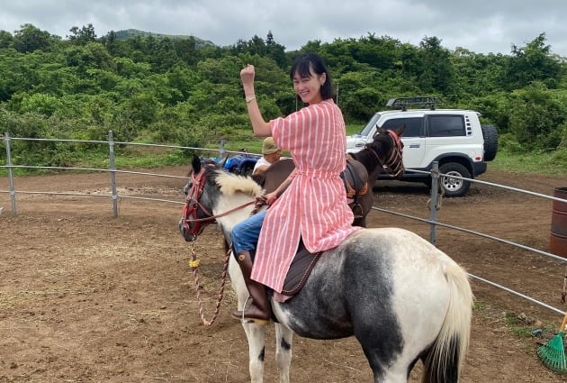 이혜정, ♥이희준·아들 놔두고 푹 빠졌네 "너무 좋아 어떡하지"[TEN★]