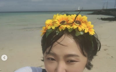 '솔로맘' 김현숙, 14kg 감량 후 근접 셀카…'꽃미모' 근황[TEN★]