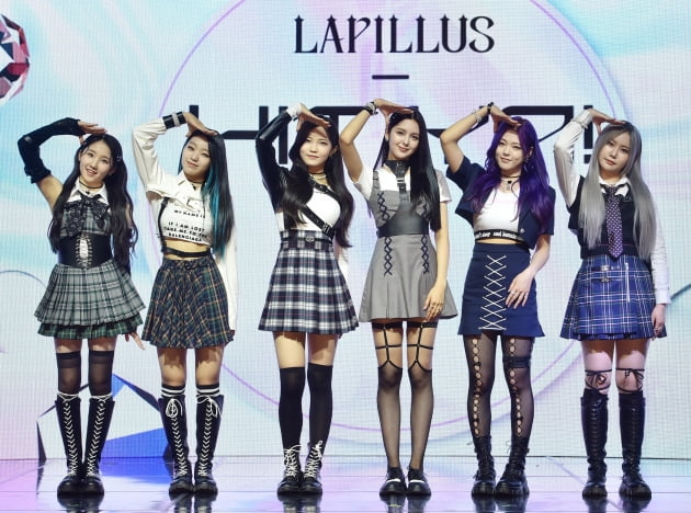 그룹 라필루스의 샤나(왼쪽부터), 하은, 서원, 샨티, 유에, 베시 / 사진제공=MLD엔터테인먼트