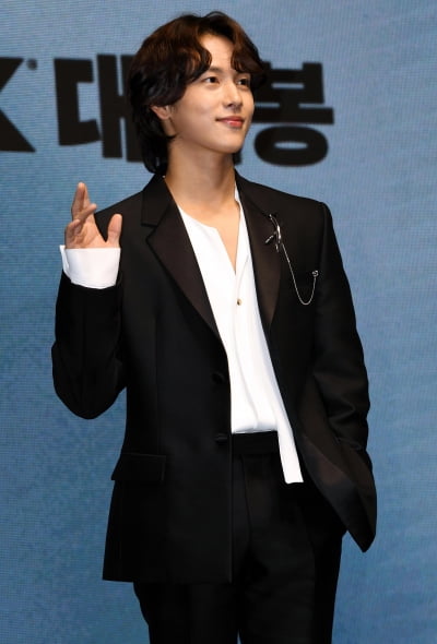 [TEN 포토] 임시완 '장발도 잘 어울려'