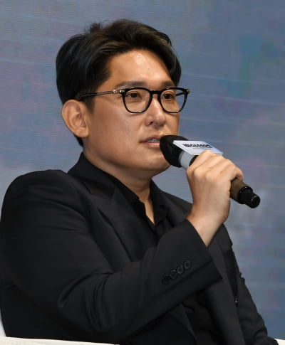 [TEN 포토] 한재림 감독 "이 영화는 재난이었을때 인간의 선택을 보여주고 있다"