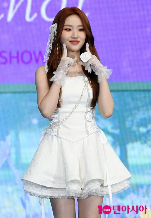 [TEN 포토] 이달의 소녀 고원 '신비감 자아내는 미소'