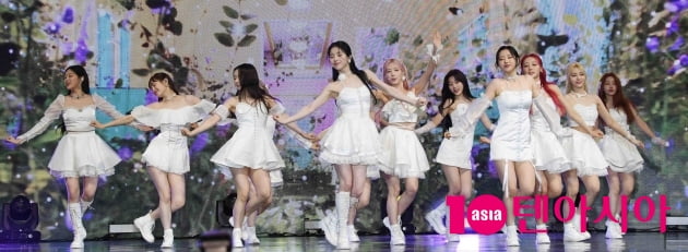 [TEN 포토] 이달의 소녀 '아름다운 퍼포먼스'