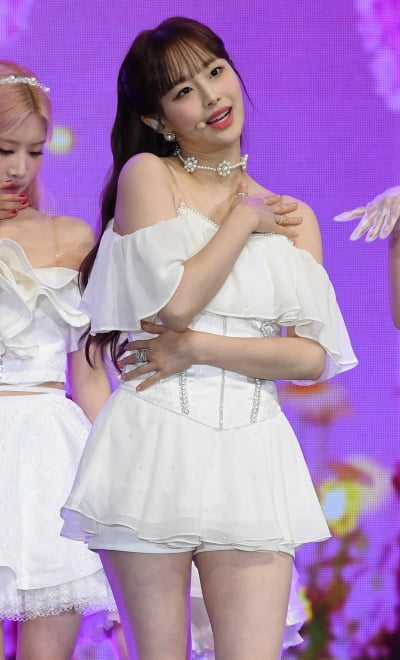 [TEN 포토] 이달의 소녀 츄 '춤추는 엔젤'