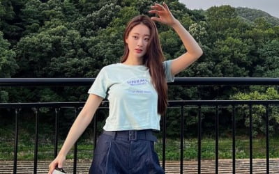 경리, 연한 화장하니 확신의 강아지상…'완벽' 비율 자랑 [TEN★]