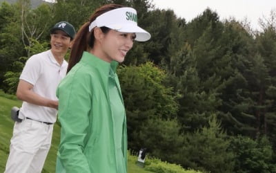 이민정, ♥이병헌 아닌 다른 男과 라운딩…연예계 마당발 맞네[TEN★]