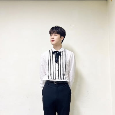 방탄소년단 지민, 어린 왕자가 웃고 있네…헤메코 찰떡 비주얼[TEN★]