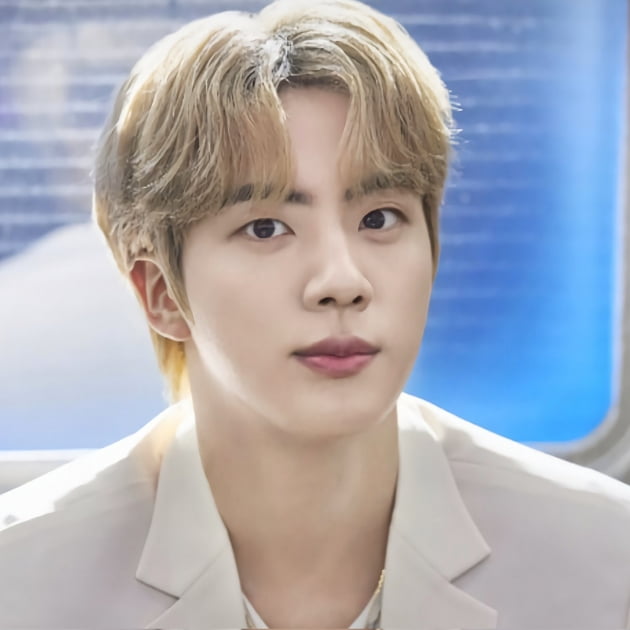 방탄소년단 진, 역시 실버보이스킹의 저력을 보여주다.