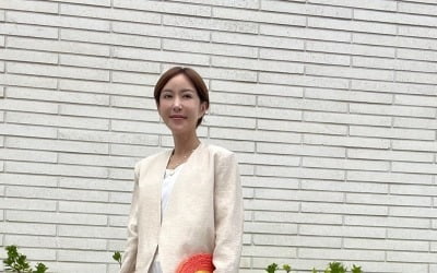 '도박 논란' 슈, 은은 미소에 밝은 근황…"날 데려가"[TEN★]