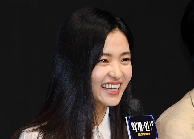 김태리 "기계 체조·사격 배워…'미션'에 이어 총기와 친해지는 시간"('외계+인')